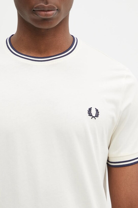 Хлопковая футболка Fred Perry бежевый M1588.Y24