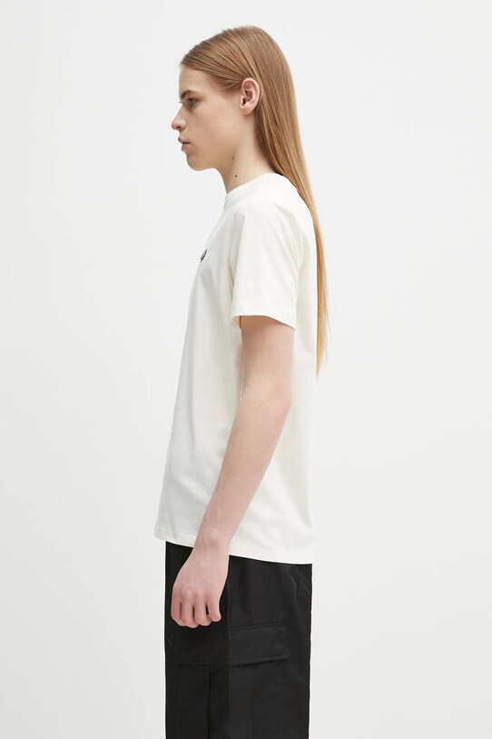 Хлопковая футболка Fred Perry M1600.560 бежевый SS25