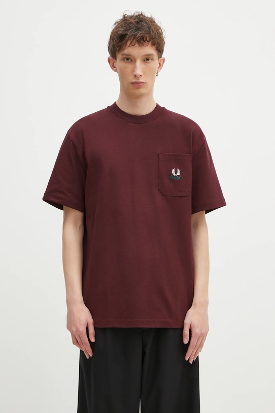 Bavlnené tričko Fred Perry relaxed burgundské M9827.597
