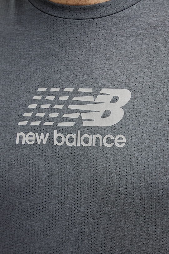 Kratka majica za tek New Balance Athletics Graphic siva MT51204GT