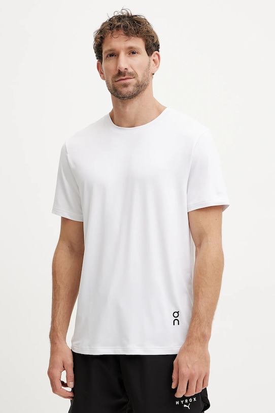 Тениска за трениране On Studio стандартна бял 1MF11770069