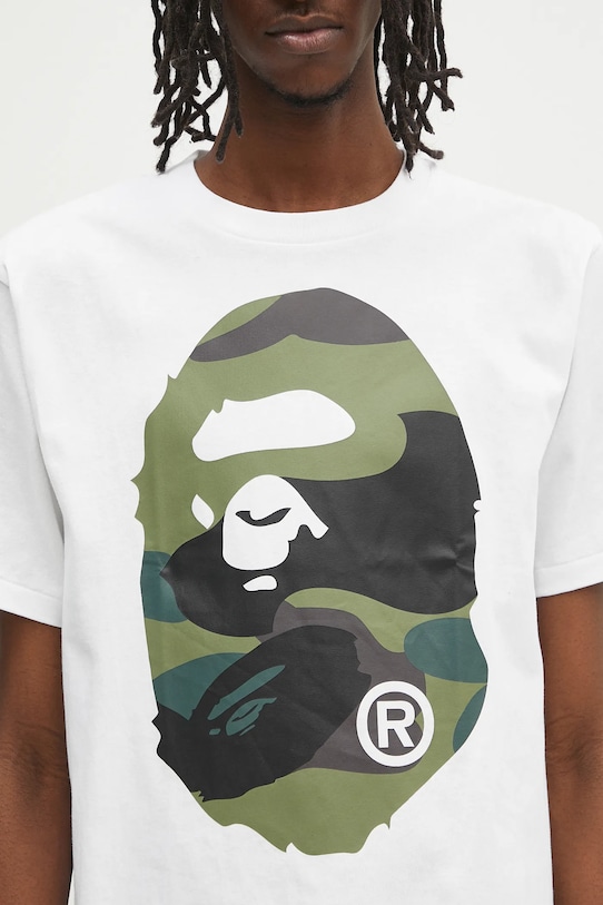 Хлопковая футболка A Bathing Ape Giant 1St Camo Big Ape Head белый 1L30110015