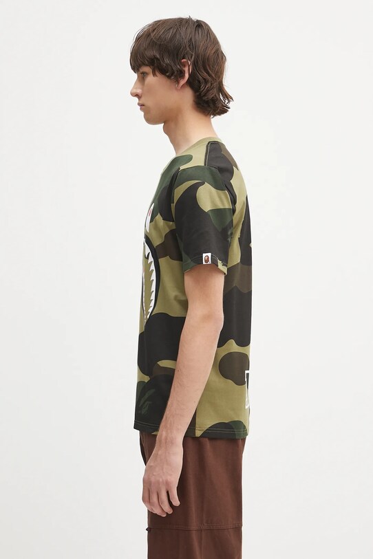 Памучна тениска A Bathing Ape Giant 1St Camo Shark 1L30109011 зелен SS25
