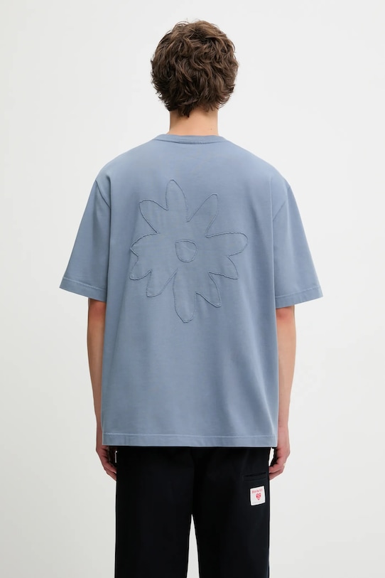 Odzież Maison Kitsuné t-shirt bawełniany Crafted Daisy Oversize OM00124KJ7020 niebieski