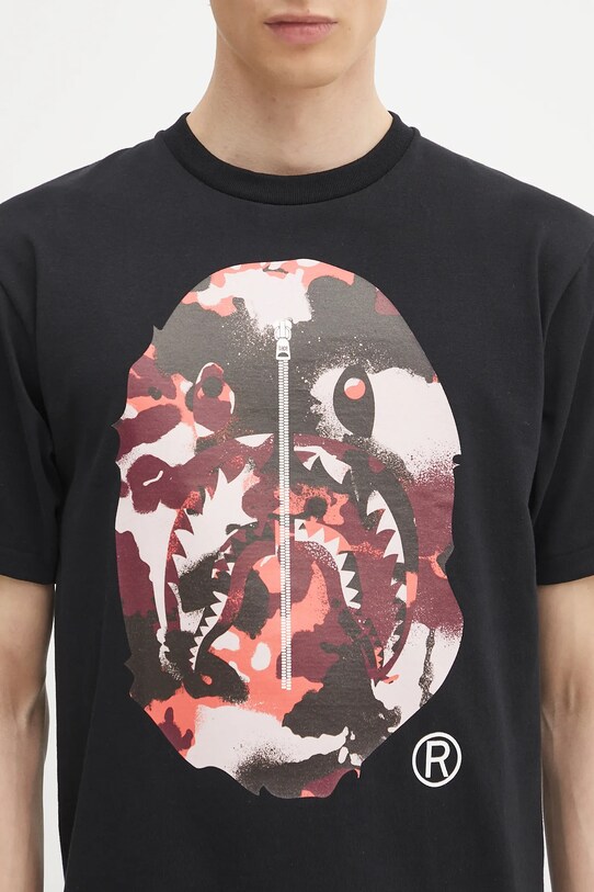 A Bathing Ape t-shirt in cotone Map camo APE head shark nero 1L30110023