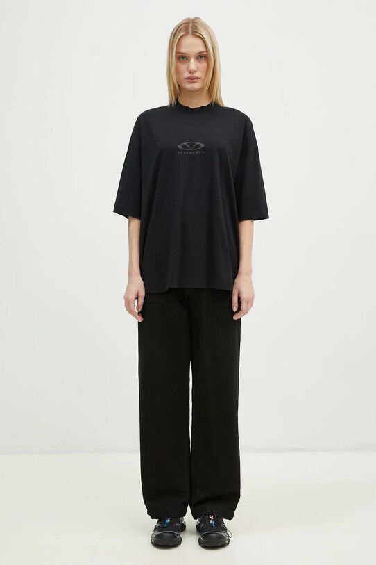 VETEMENTS cotton t-shirt Oval Logo Cropped Boxy UA66TR600BB