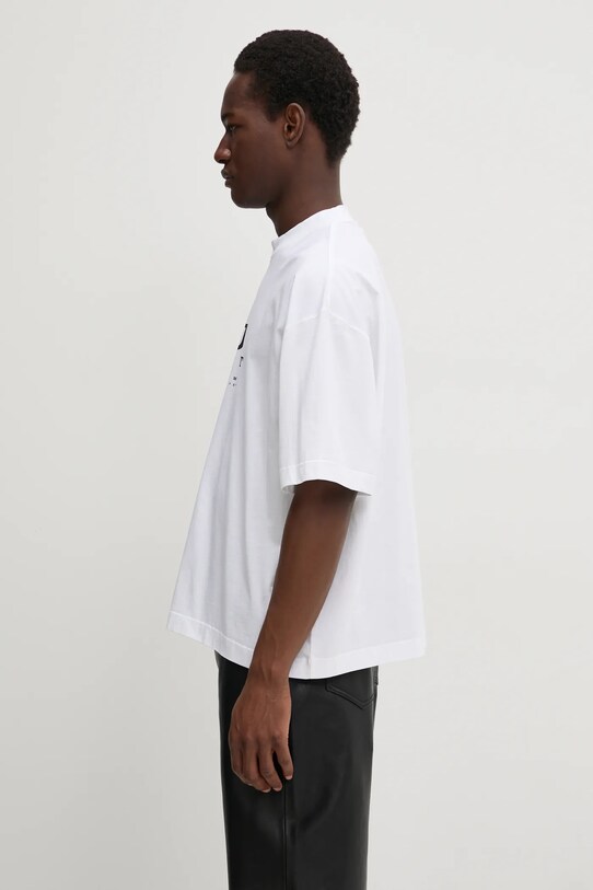 Одежда Хлопковая футболка VETEMENTS U Might Know Me Cropped Boxy UA66TR760W белый