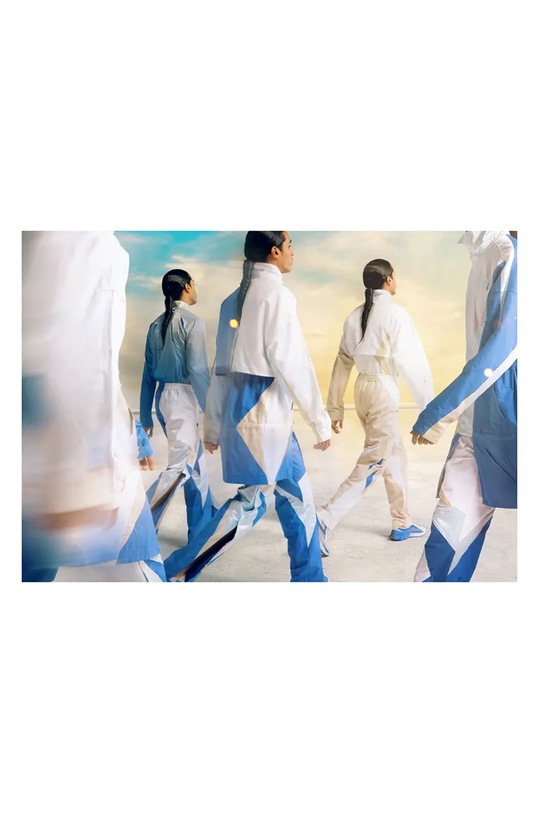 Design Museum książka Sneakers Unboxed, English 00601324 multicolor