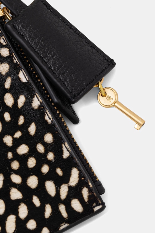 Tommy Hilfiger brelok skórzany AW0AW18301 czarny SS26