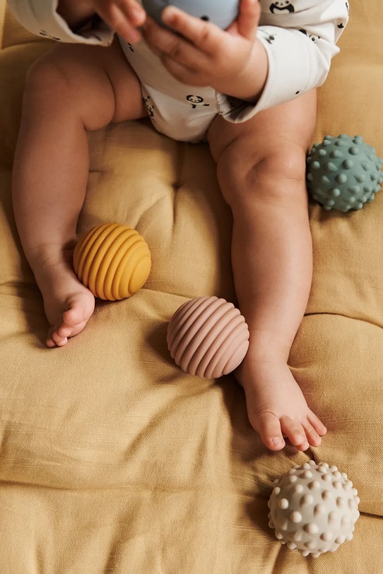 Liewood dziecięcy zestaw zabawek Dorian Baby Sensory Balls LW20545.PPY2 multicolor SS26