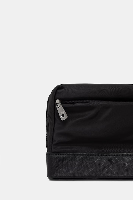 Akcesoria Guess kosmetyczka BERLIN PMBENY.P6161 czarny