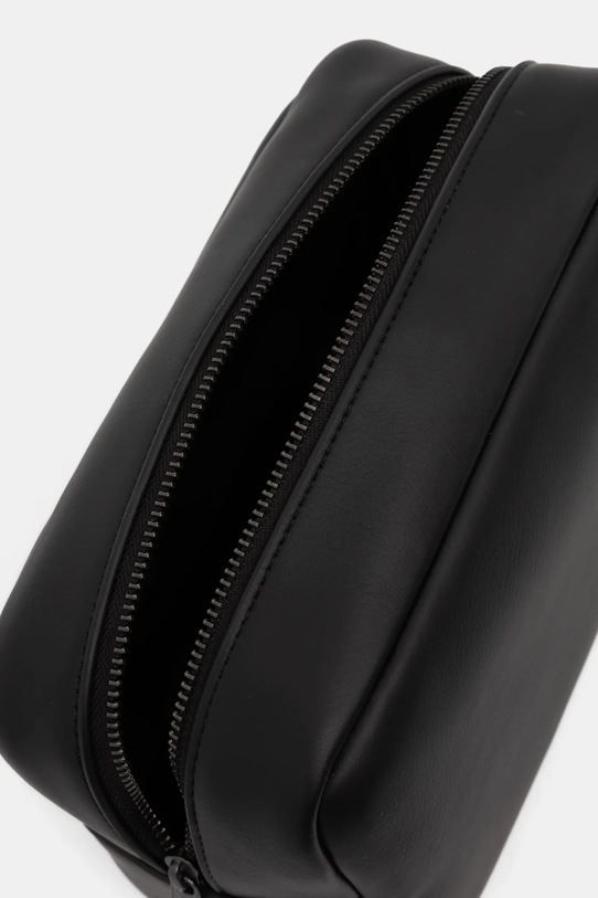 Calvin Klein kosmetyczka czarny LV04D1140G