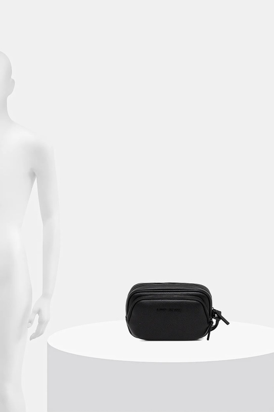 Armani Exchange kosmetyczka XM002034.AF19929 czarny