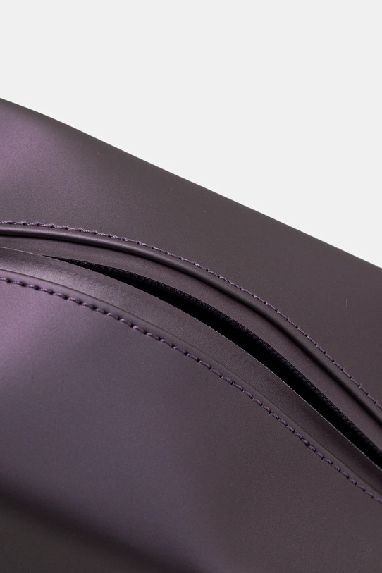 Rains kosmetyczka 15580 Wash Bag Small W3 fioletowy 15580.143