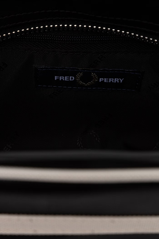 Fred Perry kosmetyczka czarny L8298