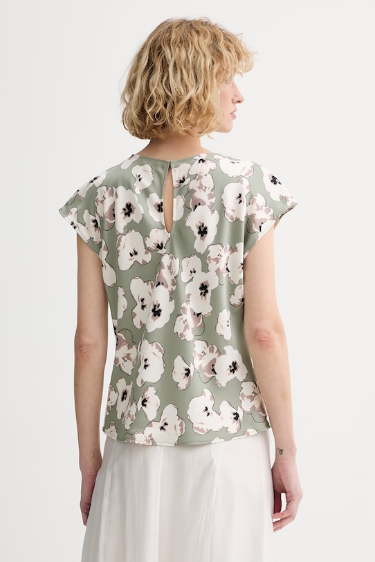 Abbigliamento Calvin Klein camicetta da donna LV044F148G verde