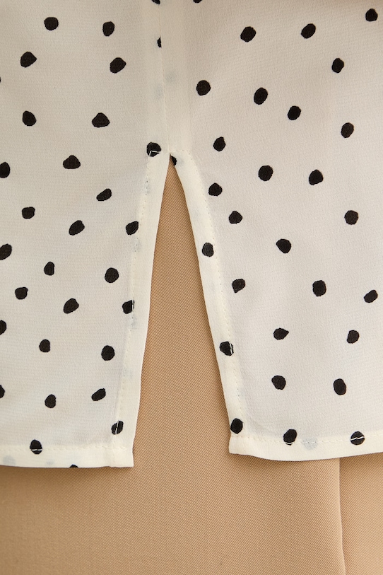 Luisa Spagnoli bluzka z dodatkiem jedwabiu Barcolana 543049 beżowy