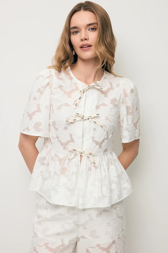 BIZUU bluza s volanima ženska SAVENNE bež SAVENNE.KREMOWY