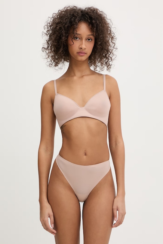 Calvin Klein Underwear stringi damskie LV00QF8587 beżowy SS26