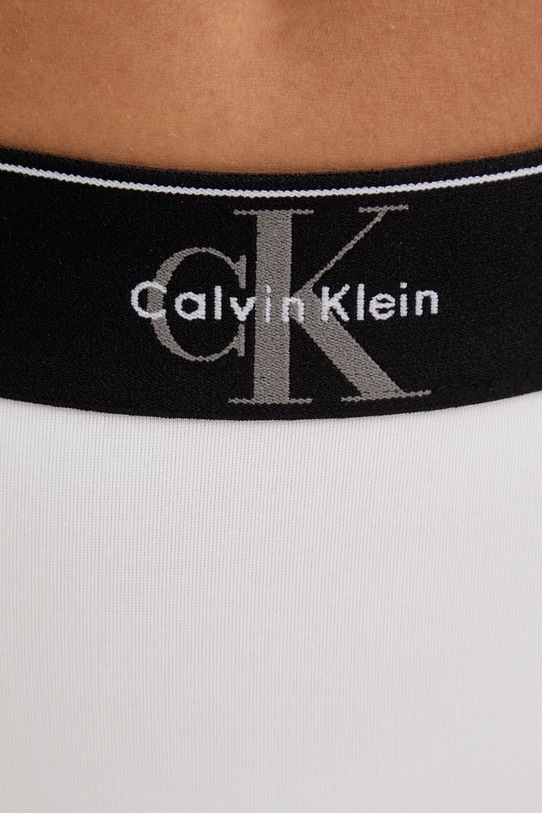 Calvin Klein Underwear tanga dámské bílá LV00QF8813