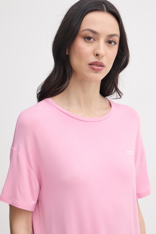 Oblačila United Colors of Benetton ženska pižama s kratko majico iz modala 36MX3M08I roza