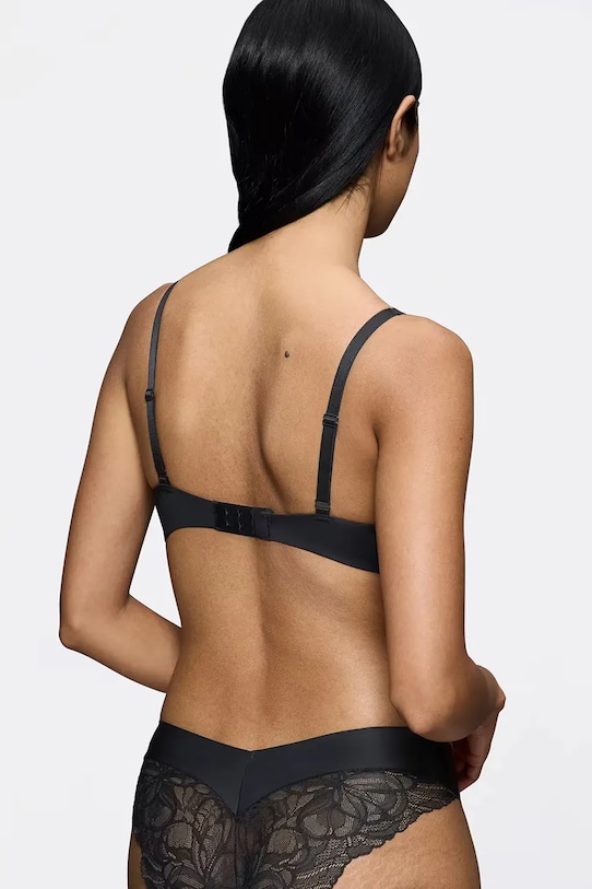 Triumph melltartó Body Make-Up Illusion Lace 10219710 fekete SS26