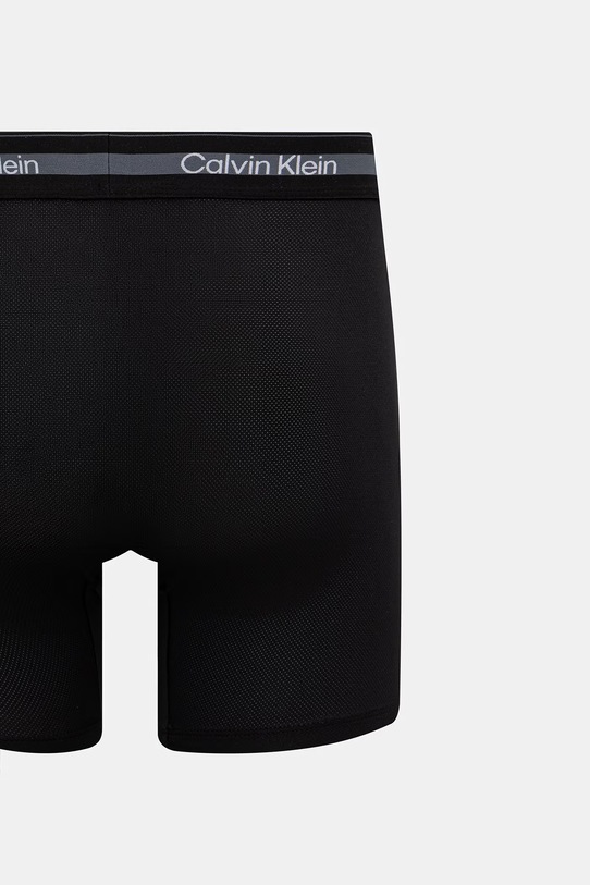 Ρούχα Calvin Klein Underwear εφαρμοστά μποξεράκια Ανδρικά 3-pack LV00NB4537 μαύρο