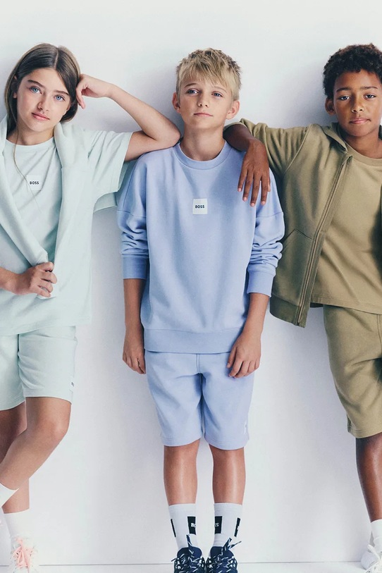 BOSS bluza dziecięca z bawełną J52945.114.150 beżowy