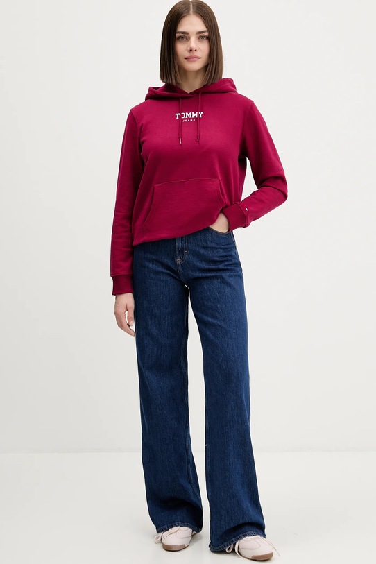 Βαμβακερή μπλούζα Tommy Jeans DW0DW21921 μπορντό SS26