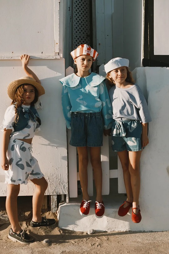 Tinycottons felpa in cotone bambino/a BIG SWANS SWEATSHIRT SS26.128