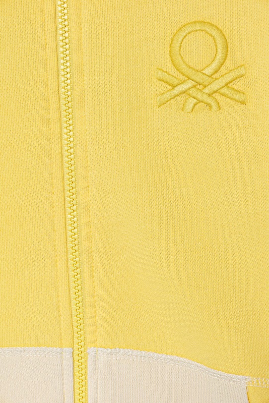 Dječaci United Colors of Benetton dukserica na zakopčavanje sa kapuljačom za djecu od pamuka 3J68C501B.G.Stagionale zlatna