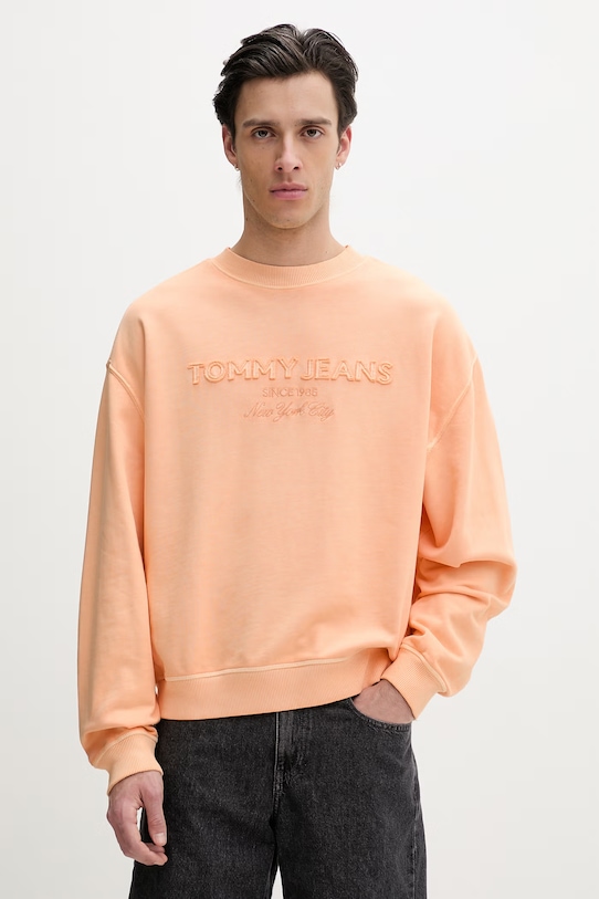Tommy Jeans pánska mikina z bavlny oranžová DM0DM22714