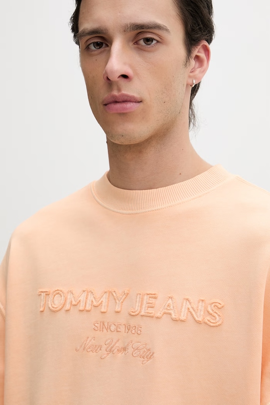 Tommy Jeans bluza męska z bawełny pomarańczowy DM0DM22714
