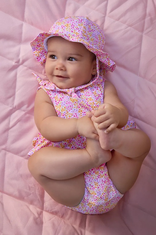 Φορμάκι και καπέλο μωρού Mayoral Newborn ροζ 1632.2G.Newborn.PPY2