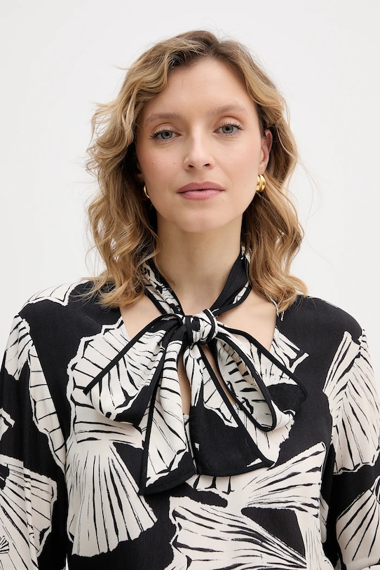 Karl Lagerfeld bluză negru B1W11004