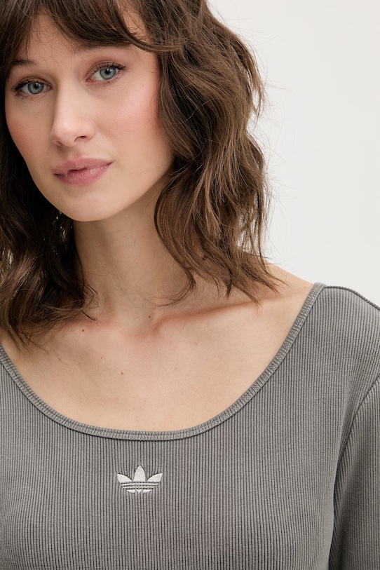 adidas Originals body dámske bavlnené s elastanom KE1121 sivá