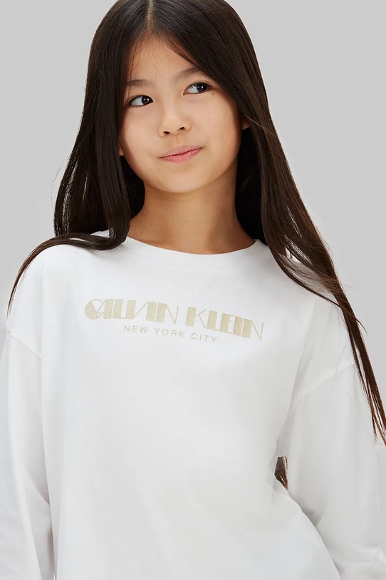Dziewczynka Calvin Klein Jeans longsleeve bawełniany dziecięcy IG0IG03090.128.176.PPY2 biały