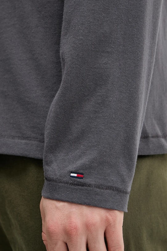 Βαμβακερή μπλούζα με μακριά μανίκια Tommy Jeans DM0DM22339