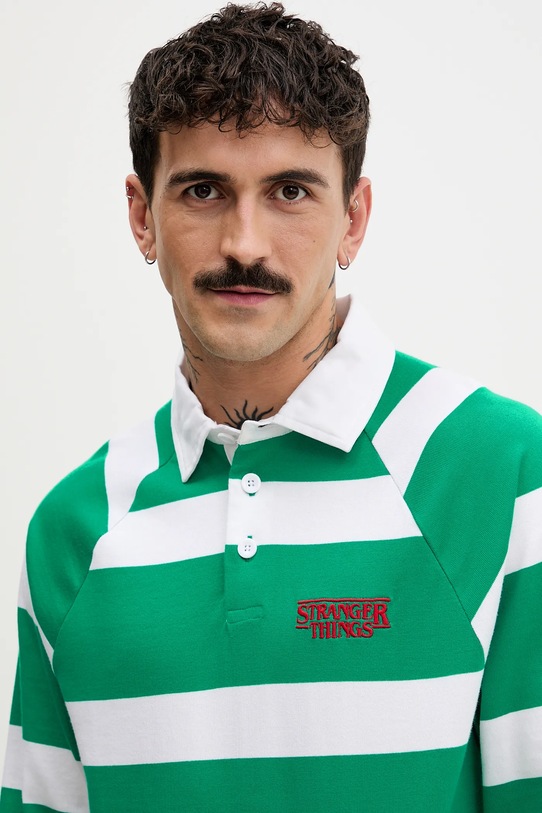 United Colors of Benetton longsleeve bawełniany x Stranger Things zielony 3T6YU302P