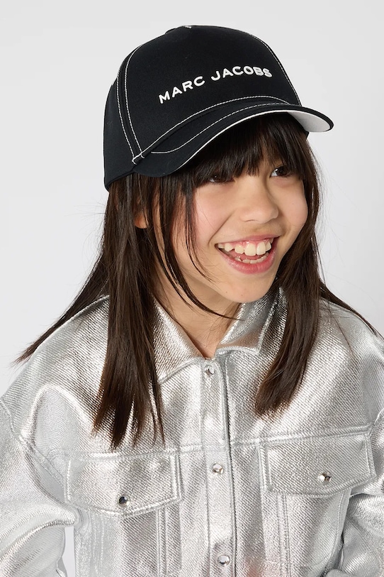 Παιδικό βαμβακερό καπέλο μπέιζμπολ Marc Jacobs απλικέ μαύρο W60844