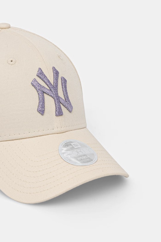 New Era czapka z daszkiem bawełniana METALLIC LOGO 9FORTY® 60771737 beżowy SS26