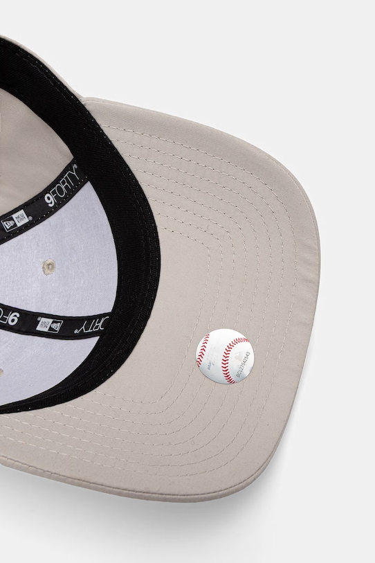 New Era czapka z daszkiem FLAWLESS 9FORTY® 60771743 beżowy