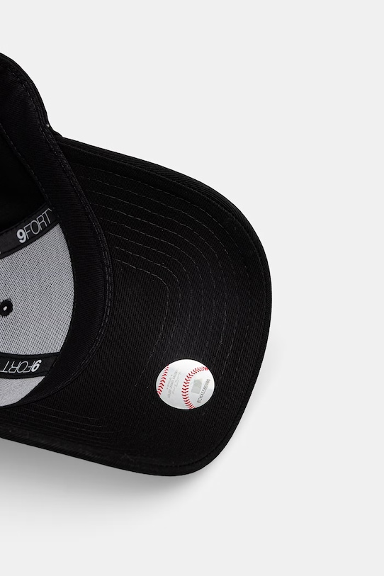 New Era czapka z daszkiem bawełniana SEQUIN WORDMARK 9FORTY® 60771754 czarny