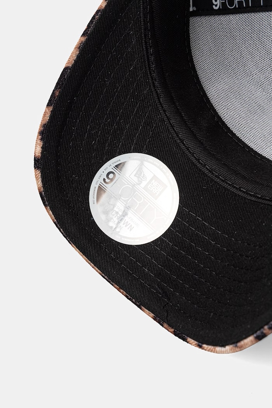 New Era czapka z daszkiem LEOPARD MC AF TRUCKER czarny 60771767