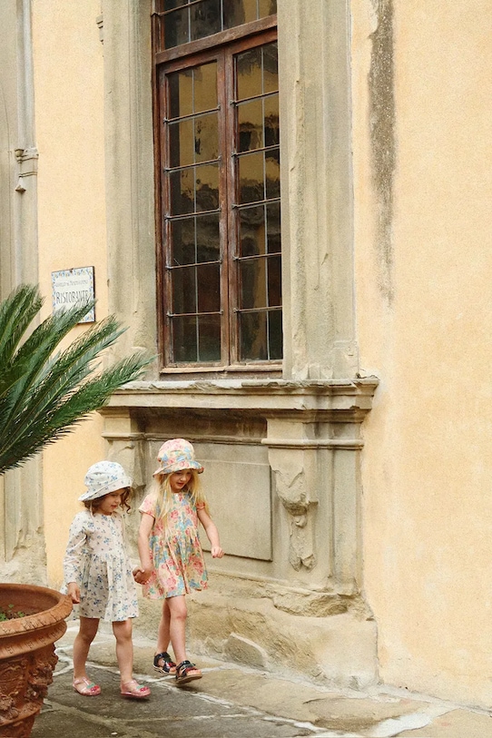 Konges Sløjd kapelusz dziecięcy bawełniany PACEY SUN HAT GOTS KS105028.PPY2 biały