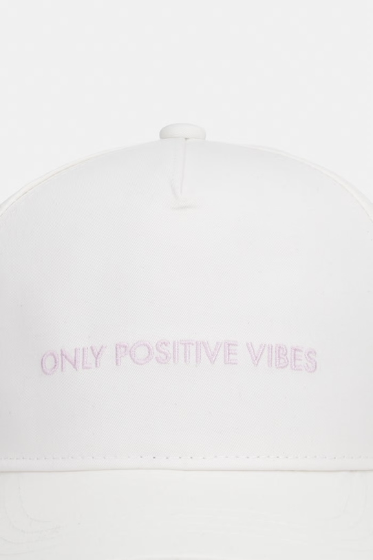 Guess czapka z daszkiem dziecięca bawełniana J6GZ22.WO08O.PPY2.M beżowy SS26