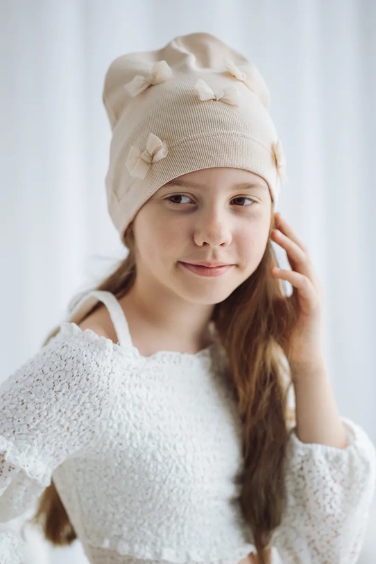 Dziewczynka Jamiks czapka MIBELU MIBELU.Nak.glo.JWI110.G beżowy