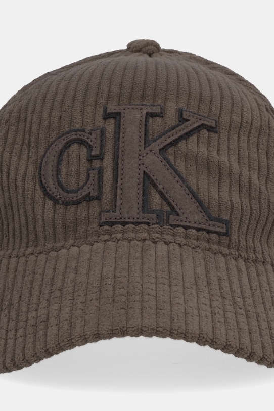 Calvin Klein czapka z daszkiem LV04D5050G brązowy SS26