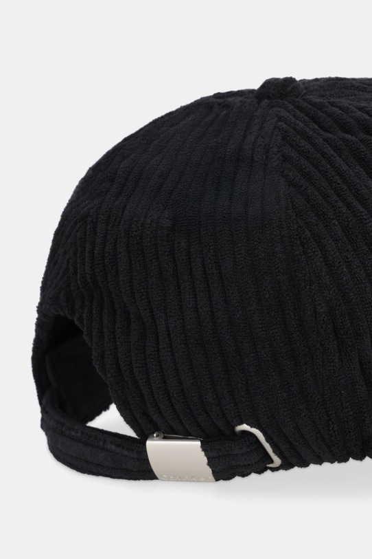 Akcesoria Calvin Klein czapka z daszkiem LV04D5050G czarny