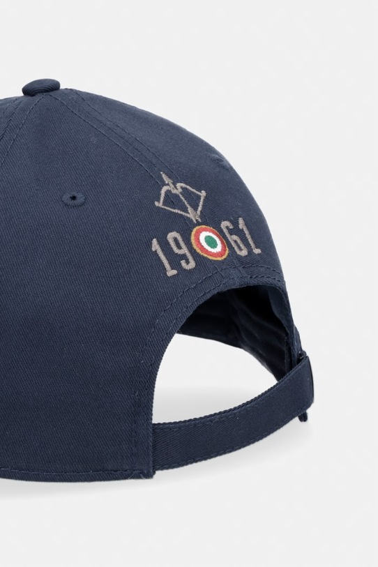 Akcesoria Aeronautica Militare czapka z daszkiem bawełniana HA1104UCT02261 granatowy